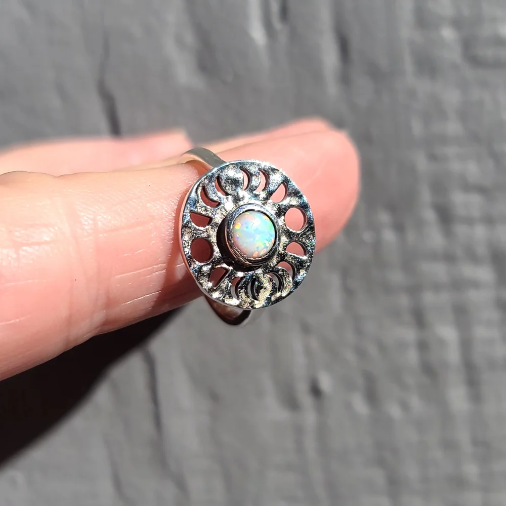 Opal ๐ ๐ ๐ ๐ ๐ ๐ Moonphase Sterling ring sz6.5 - Picture 3 of 6